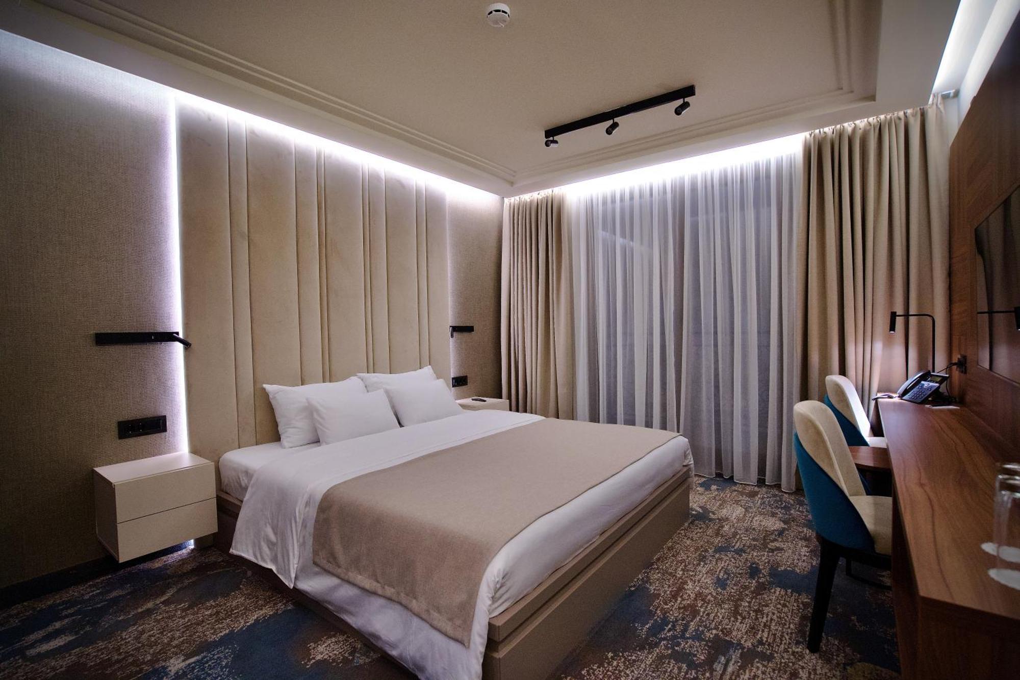 Hotel Kocka Vrnjačka Banja Buitenkant foto