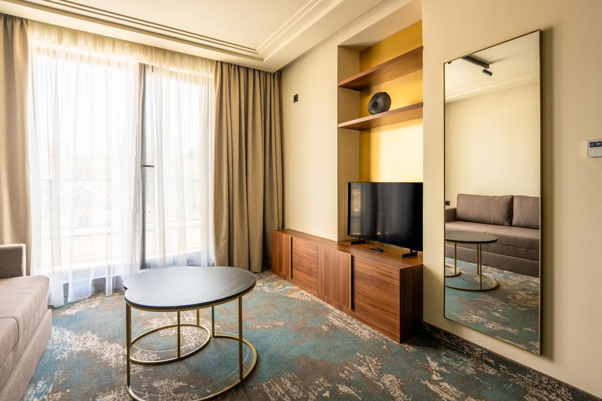 Hotel Kocka Vrnjačka Banja Buitenkant foto