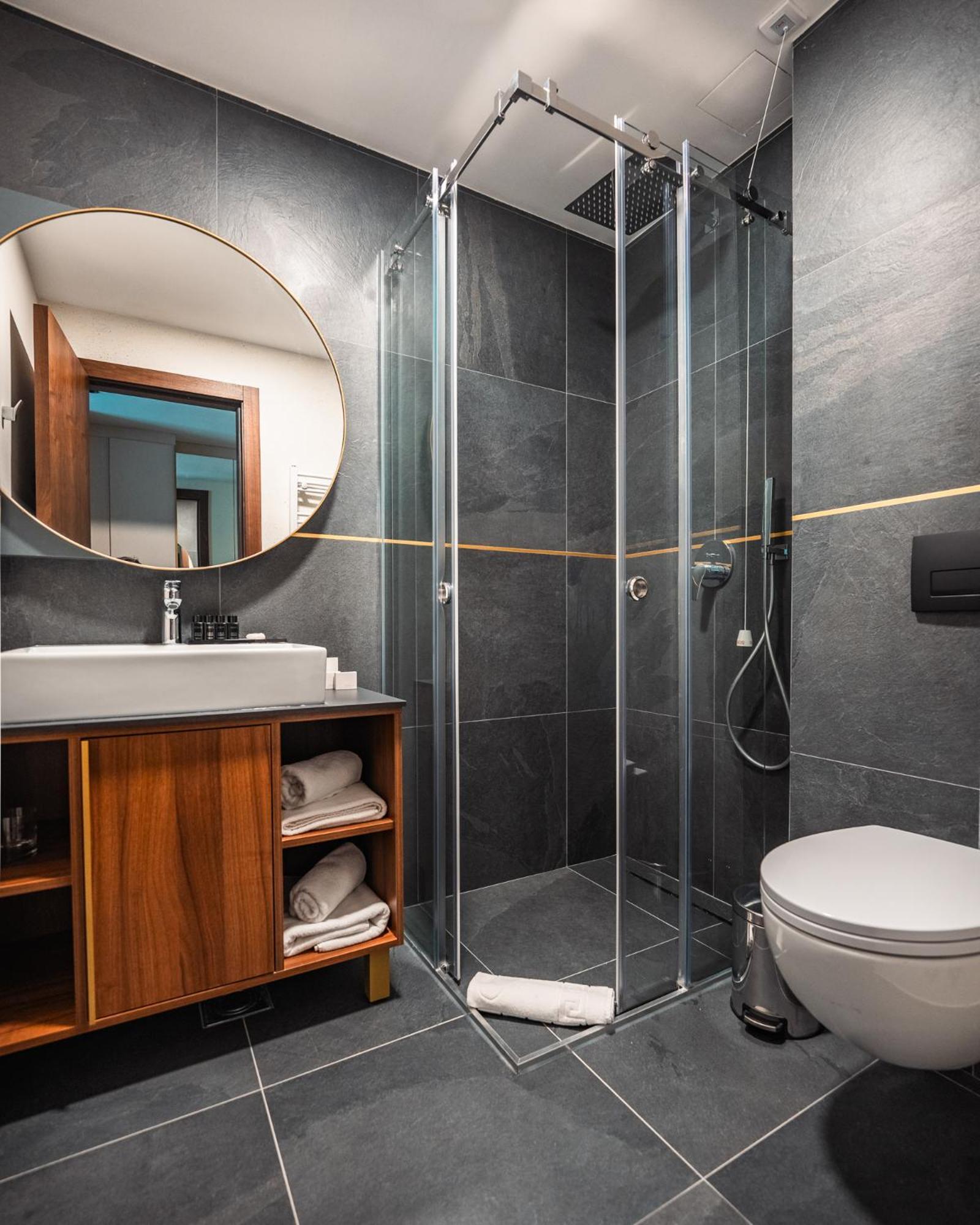 Hotel Kocka Vrnjačka Banja Buitenkant foto
