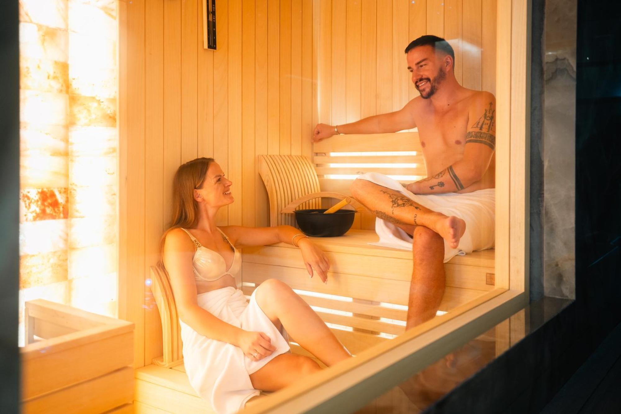 Hotel Kocka Vrnjačka Banja Buitenkant foto